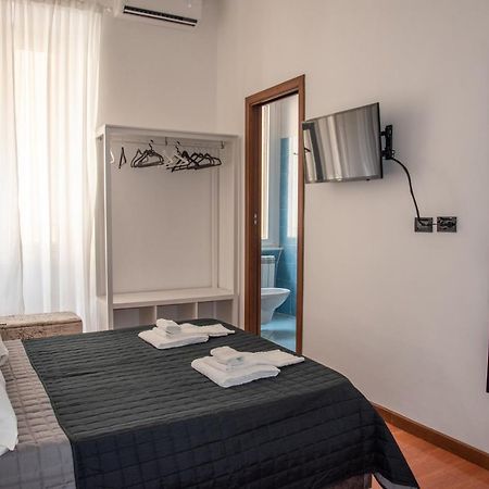 Pura Vida Bed & Breakfast Рим Екстериор снимка